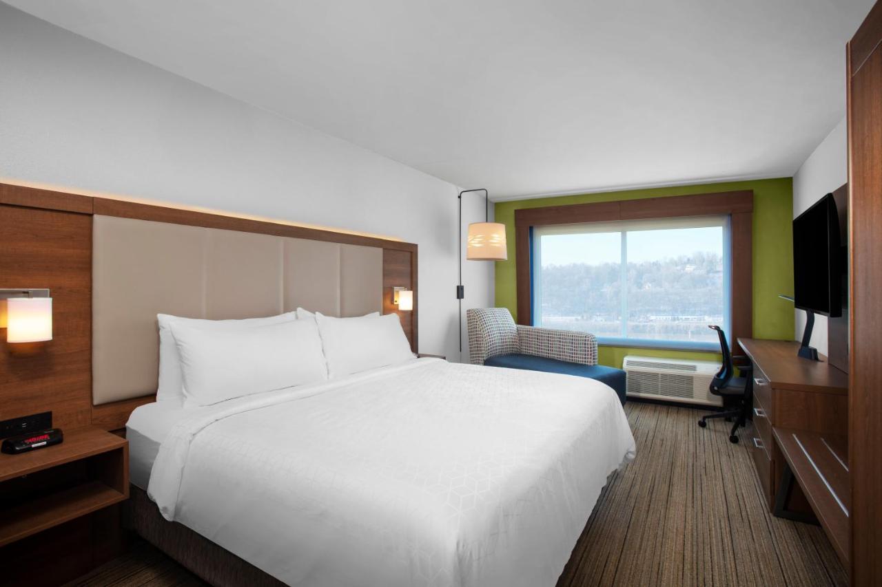 Holiday Inn Express Charleston-Civic Center By Ihg Bagian luar foto